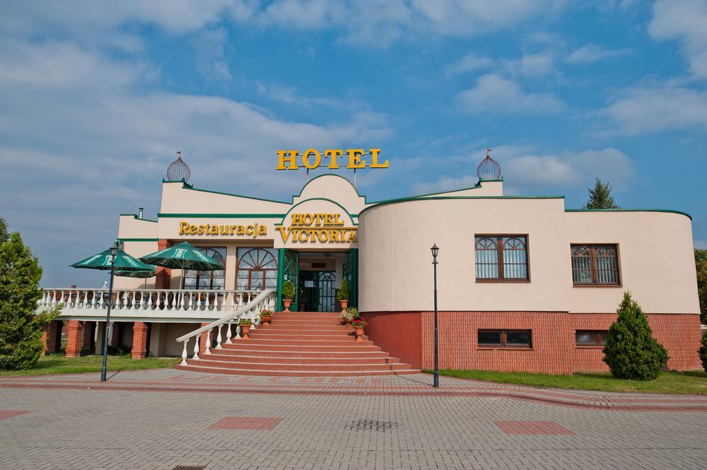 Hotel Victoria Łubowo エクステリア 写真